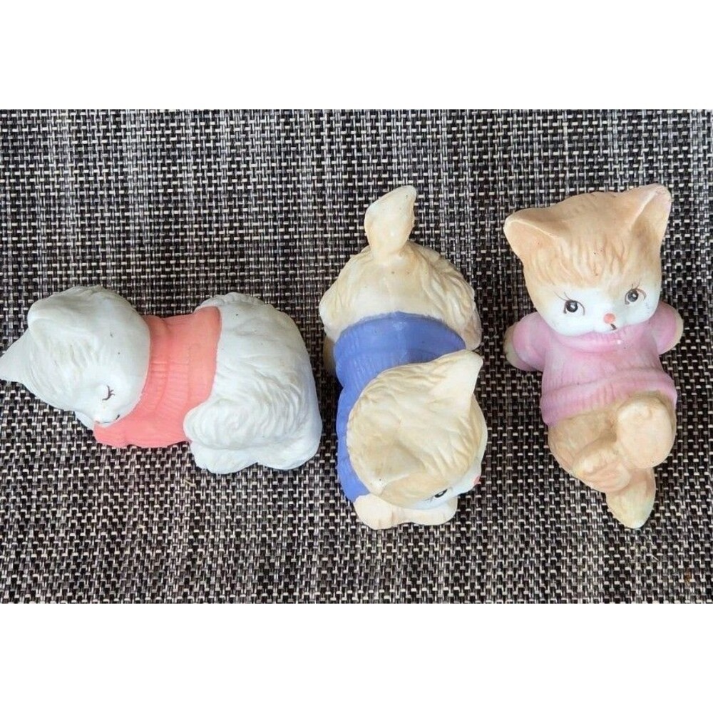 Set Of 3 Little Kitties Made In Taiwan ROC